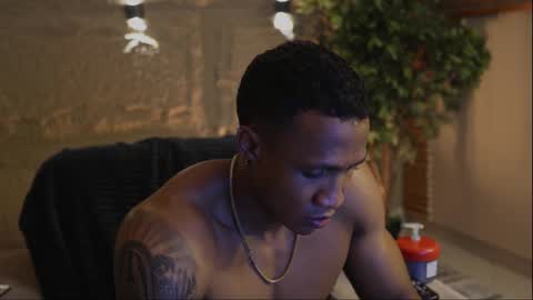 logan_varela online show from 2, 10, 2025