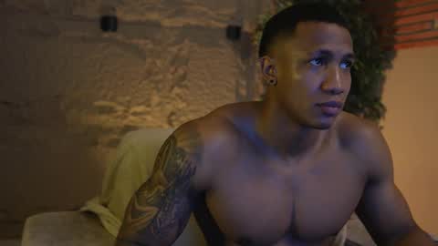 logan_varela online show from 19, 10, 2025