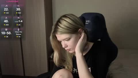 Logan and Katana online show from 1, 12, 2025