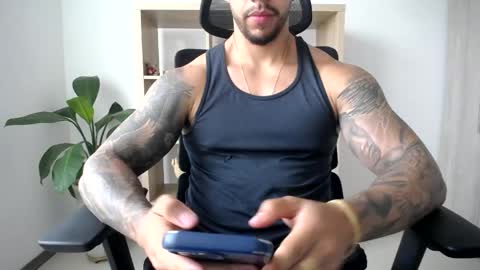 Logan Wolfp online show from 7, 5, 2026