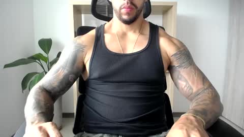 Logan Wolfp online show from 11, 5, 2026
