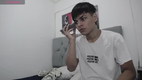 Snapshot of loganjhonson19 chatting on 9, 1, 2026 loganjhonson19 online show from 9, 1, 2026