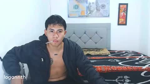 Snapshot of logannthh chatting on 5, 1, 2025 logannthh online show from 5, 1, 2025