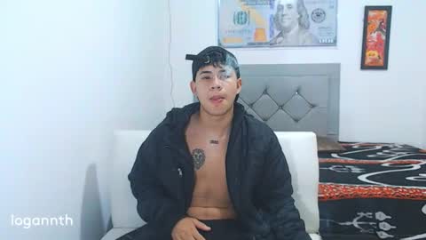 Snapshot of logannthh chatting on 5, 1, 2025 logannthh online show from 5, 1, 2025