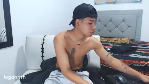 Snapshot of logannthh chatting on 14, 1, 2025 logannthh online show from 14, 1, 2025