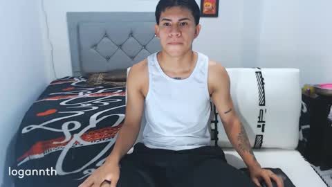 Snapshot of logannthh chatting on 17, 1, 2025 logannthh online show from 17, 1, 2025