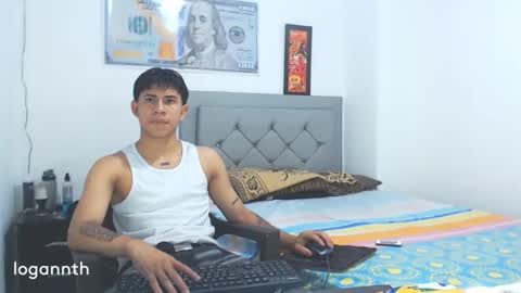 Snapshot of logannthh chatting on 25, 1, 2025 logannthh online show from 25, 1, 2025