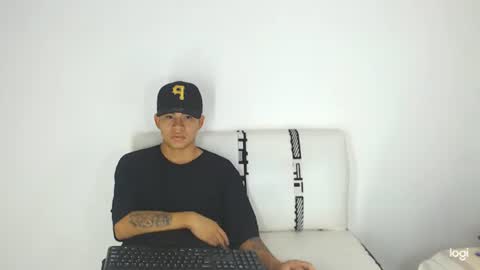 Snapshot of logannthh chatting on 3, 2, 2025 logannthh online show from 3, 2, 2025