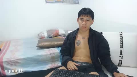 Snapshot of logannthh chatting on 19, 2, 2025 logannthh online show from 19, 2, 2025