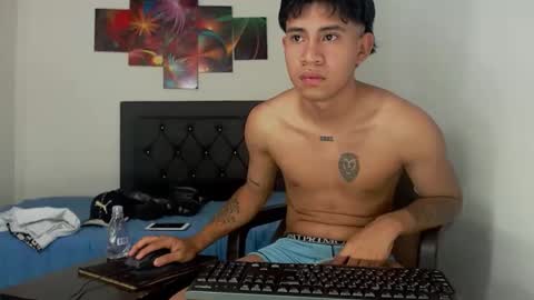 Snapshot of logannthh chatting on 21, 10, 2025 logannthh online show from 21, 10, 2025