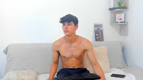 loganoficialx online show from 10, 9, 2025