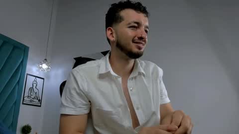 Logan Wolf online show from 6, 4, 2026