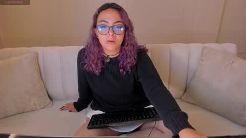 Snapshot of loiseharper chatting on 1, 5, 2026 Loise online show from 1, 5, 2026