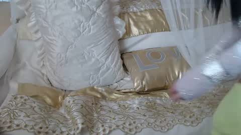 Lilu online show from 5, 3, 2025