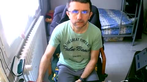 Snapshot of lokoum39 chatting on 4, 1, 2025 lokoum39 online show from 4, 1, 2025