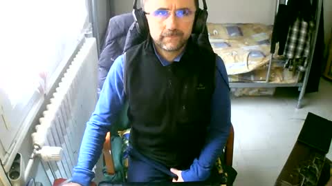 Snapshot of lokoum39 chatting on 12, 2, 2025 lokoum39 online show from 12, 2, 2025