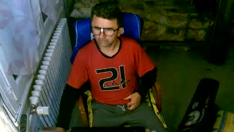 Snapshot of lokoum39 chatting on 18, 9, 2025 lokoum39 online show from 18, 9, 2025