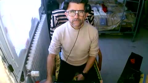 Snapshot of lokoum39 chatting on 21, 11, 2025 lokoum39 online show from 21, 11, 2025