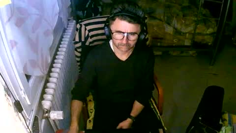 Snapshot of lokoum39 chatting on 27, 11, 2025 lokoum39 online show from 27, 11, 2025