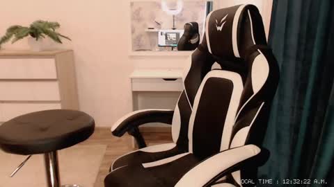 Snapshot of lola_anderson chatting on 3, 3, 2025 Lola online show from 3, 3, 2025