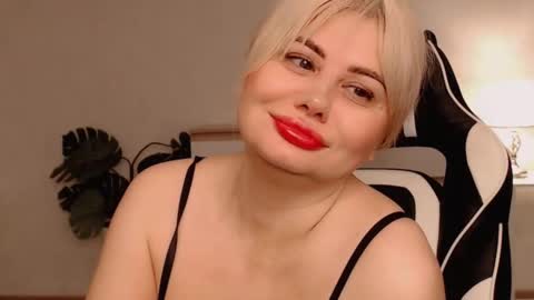 Snapshot of lola_anderson chatting on 16, 12, 2025 Lola online show from 16, 12, 2025