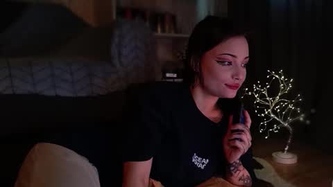 lola online show from 6, 2, 2026