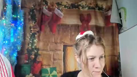 lola_belgium online show from 16, 12, 2025