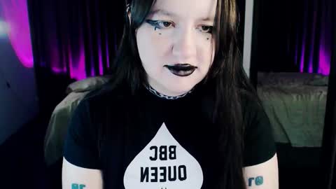 Snapshot of lola_chi chatting on 22, 12, 2025 Lola Chi online show from 22, 12, 2025