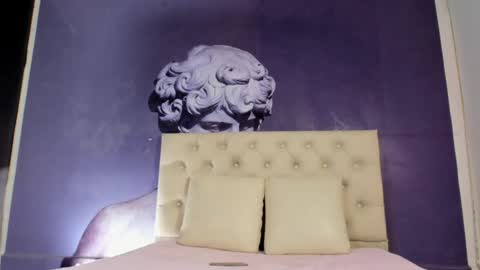 lola red online show from 5, 2, 2025