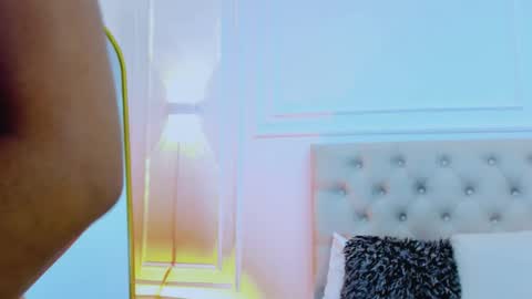 lola red online show from 10, 10, 2025