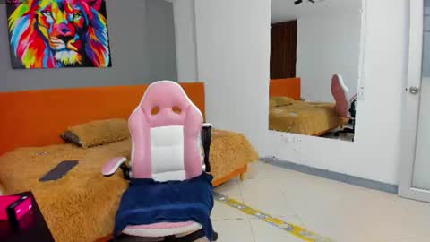Snapshot of lola_sweeet18 chatting on 8, 7, 2026 lola_sweeet18 online show from 8, 7, 2026