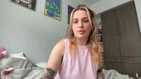 lolaa555 online show from 1, 4, 2026