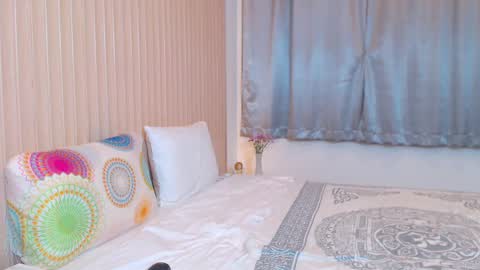 Lola online show from 18, 12, 2024