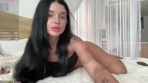 Lola online show from 10, 11, 2025