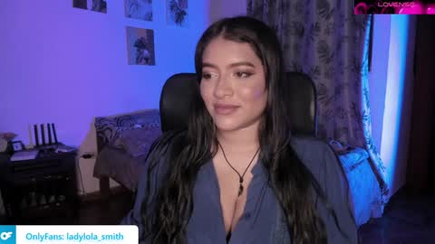 lolaasmith_21 online show from 13, 12, 2024