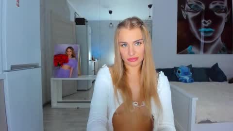 Snapshot of lolabani675452 chatting on 12, 10, 2025 lolabani675452 online show from 12, 10, 2025