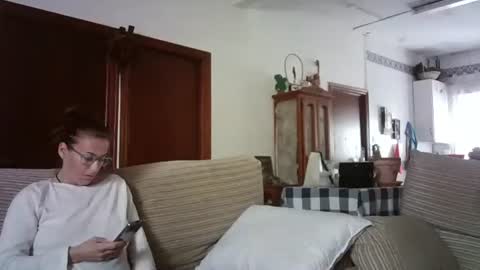 Snapshot of lolahueso chatting on 28, 2, 2025 LOLA HUESO y ERIC online show from 28, 2, 2025