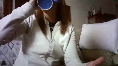 Snapshot of lolahueso chatting on 3, 3, 2025 LOLA HUESO y ERIC online show from 3, 3, 2025