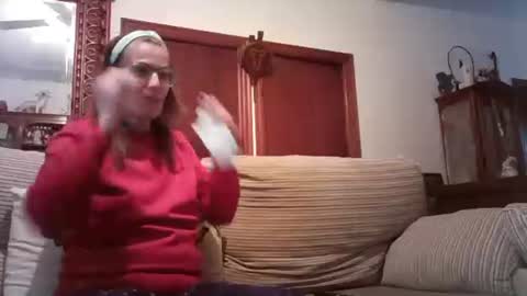 Snapshot of lolahueso chatting on 8, 3, 2025 LOLA HUESO y ERIC online show from 8, 3, 2025
