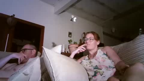 Snapshot of lolahueso chatting on 17, 9, 2025 LOLA HUESO y ERIC online show from 17, 9, 2025