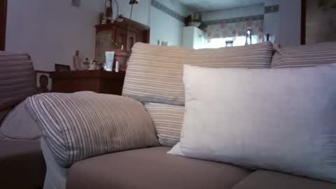 Snapshot of lolahueso chatting on 21, 12, 2025 LOLA HUESO y ERIC online show from 21, 12, 2025