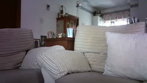 Snapshot of lolahueso chatting on 8, 1, 2026 LOLA HUESO y ERIC online show from 8, 1, 2026