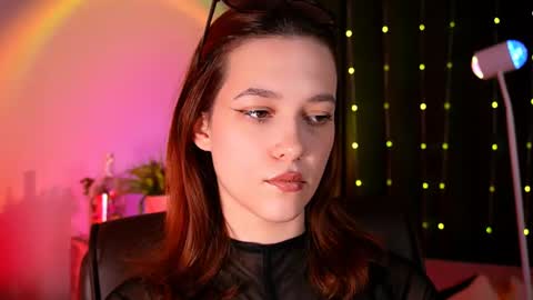 lolalemona online show from 27, 6, 2026
