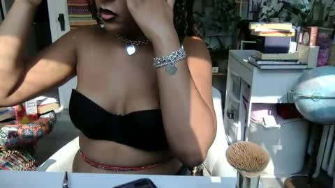 Snapshot of lolalustful chatting on 14, 7, 2026 Lola Lustful online show from 14, 7, 2026