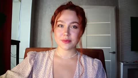 Snapshot of lolamint_ chatting on 20, 9, 2025 Lola online show from 20, 9, 2025