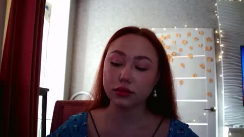 Snapshot of lolamint_ chatting on 20, 10, 2025 Lola online show from 20, 10, 2025