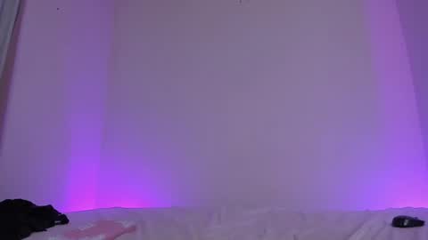 Lola online show from 7, 2, 2025