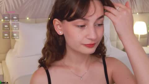 Snapshot of lolaprise chatting on 20, 9, 2025 Lola online show from 20, 9, 2025