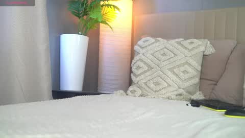 Snapshot of lollastich__ chatting on 25, 4, 2026 Lola online show from 25, 4, 2026