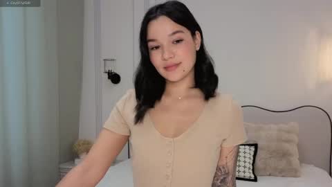 Snapshot of lolly_turner chatting on 30, 5, 2026 lolly_turner online show from 30, 5, 2026
